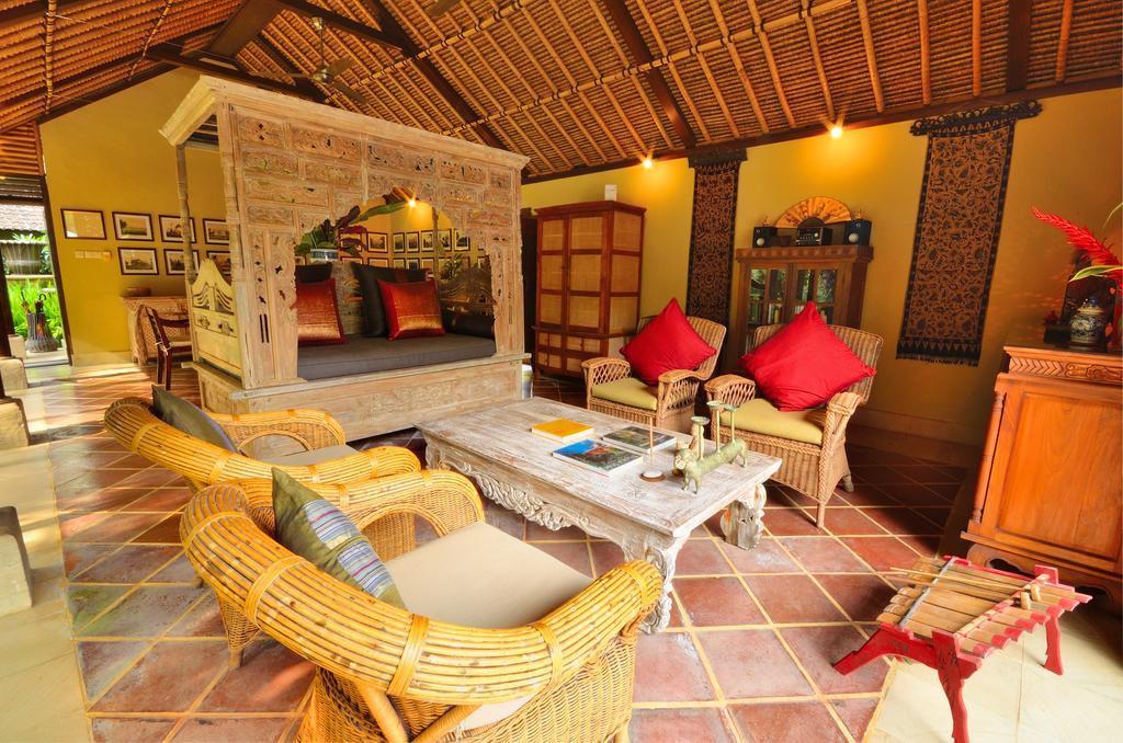 Jendela Di Bali Villa Теґалаланґ Номер фото