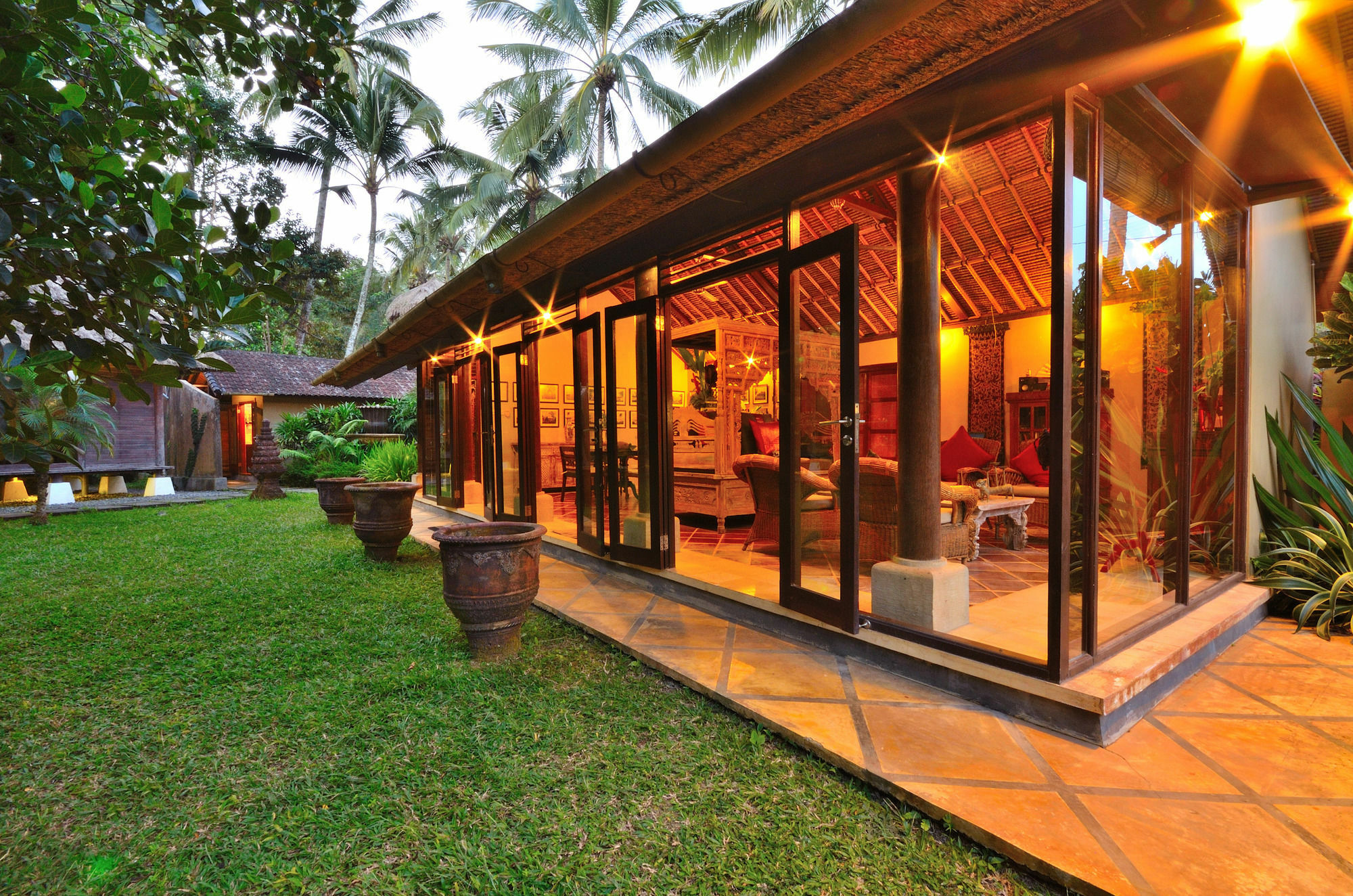 Jendela Di Bali Villa Теґалаланґ Екстер'єр фото